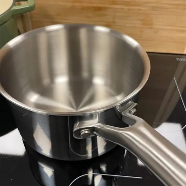 099216 Tricion Resist saucepan 16cm 02 580x crop center ezgif.com webp to jpg converter